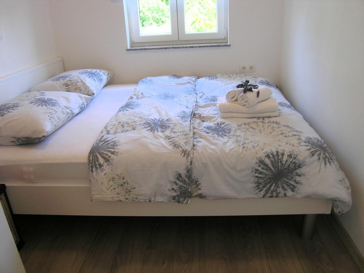 Apartman Danijel Кърк Екстериор снимка