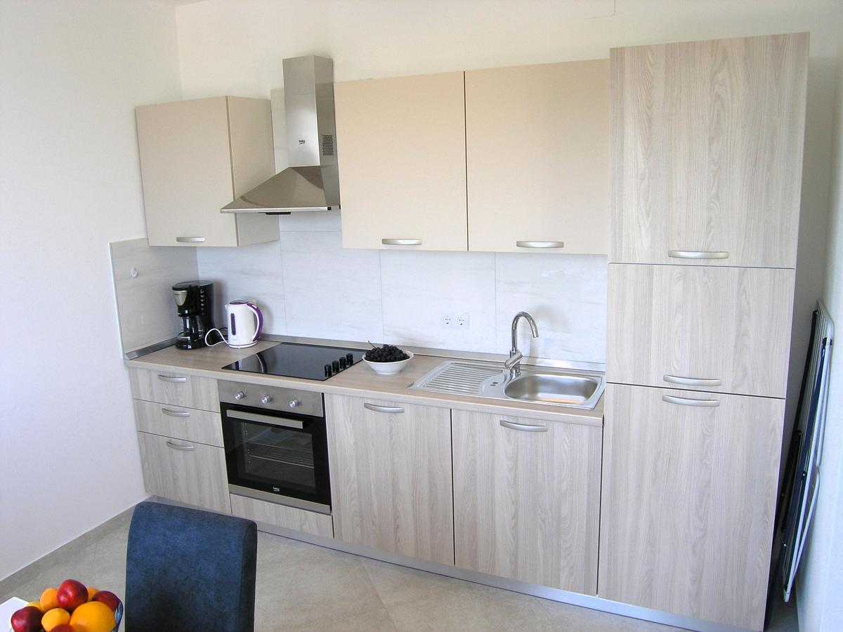 Apartman Danijel Кърк Екстериор снимка
